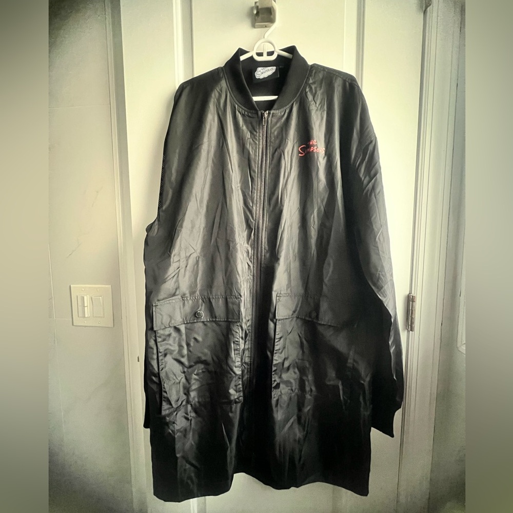 The Simpson Long Black Raincoat. XXL, 185/100A, 40” long, new without tag